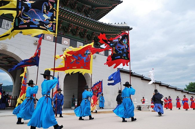 4 Hours Private tour with top attractions in Seoul - Who will get the most from this tour