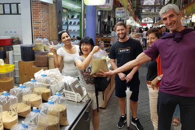 Busan history and market food tour with local chef - BIFF Square and Busan’s famous hotteok