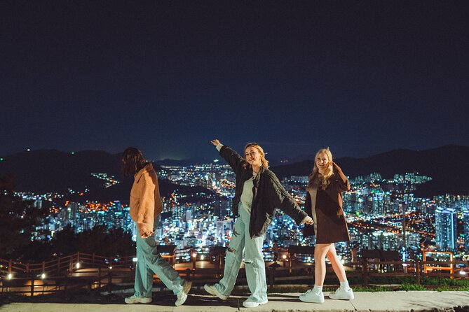 Busan: Night Small Group Photo Tour (Max 7) - Starting at 7:00 pm in central Busan