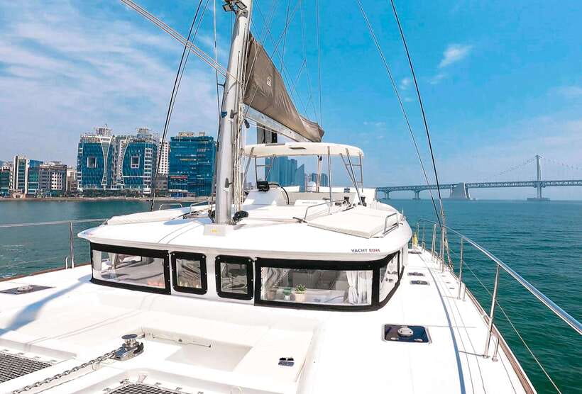 Busan's Best: Sea Temples, Yacht Tour & Sky Capsule Day Tour - Key points at a glance
