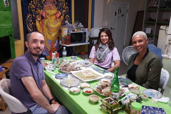 Busan Seafood Tour : Jagalchi market Seafood Tour & Dinner - The guide makes the difference
