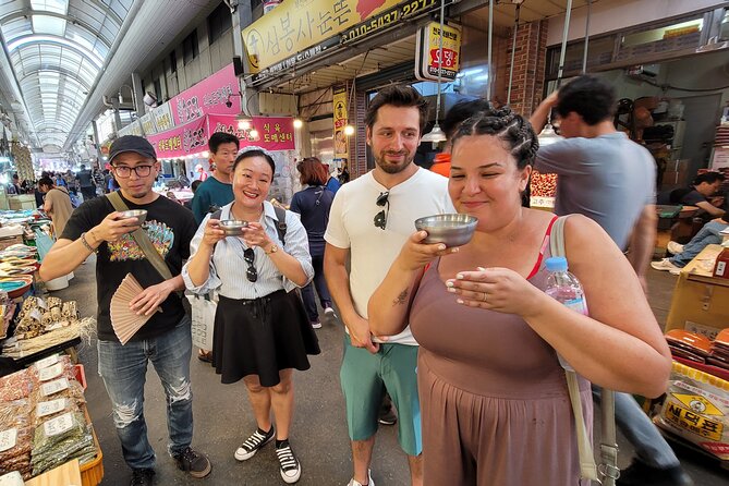 Busan Tailored Korean cooking class (Vegan OK)with market tour - Vegan and vegetarian cooking in a Korean kitchen