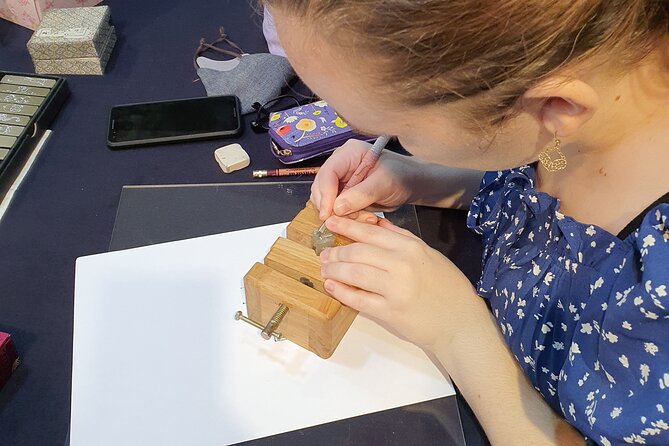 Carve Your Personal Korean Stone Seal with Jeongju in Insadong - Why a Korean seal makes a meaningful souvenir