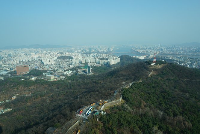 Customized Private Seoul tour: Palace, Market etc(Airport Option) - Gyeongbokgung Palace and Seoul’s royal center
