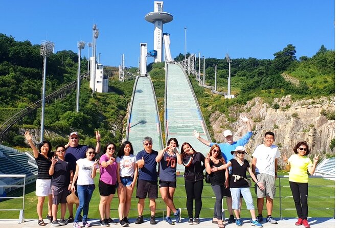 Discover Round Korea in 7days: All-Inclusive Experience - Day 2: Hanok lanes, hanbok, and tea at Baekyangsa