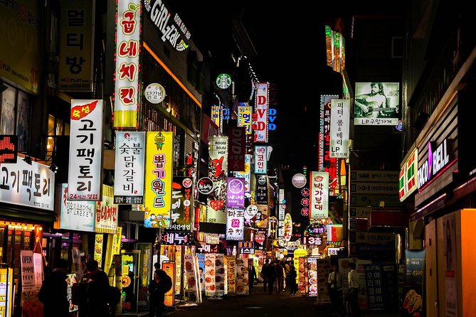 Downtown Seoul Guided Food & Market Tour with 8+ Local Tastings - Ending with tea in Insadong