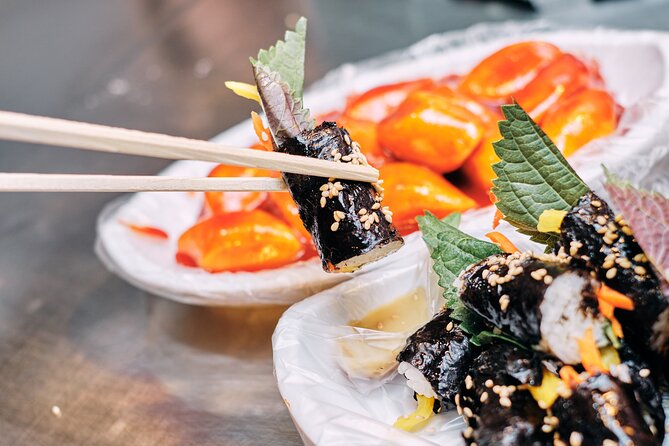 Downtown Seoul Guided Food & Market Tour with 8+ Local Tastings - The market tastings: mung bean pancakes, dumplings, and more