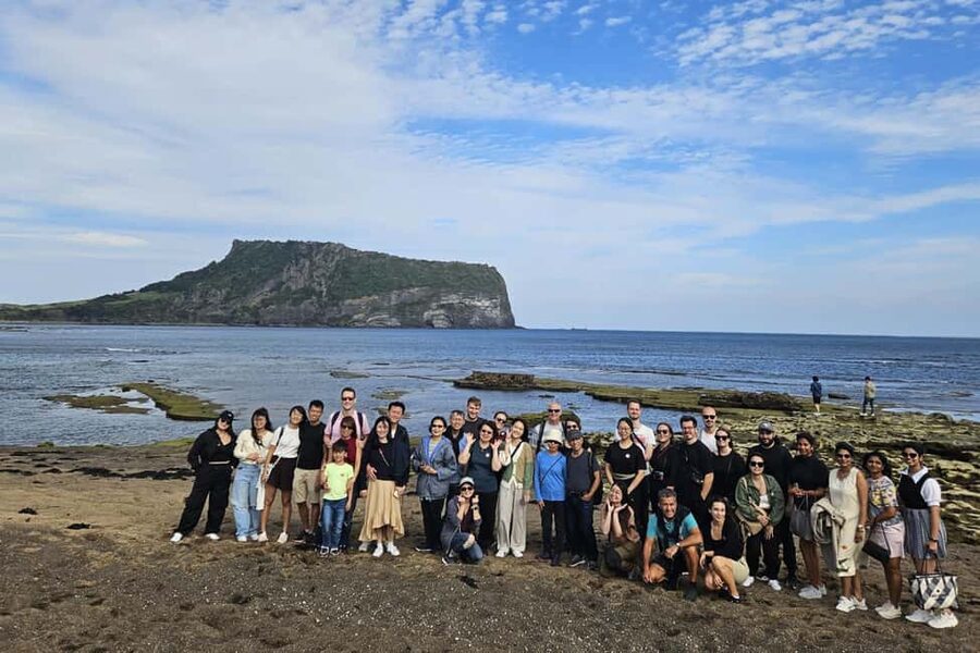 East Jeju: Day Tour with Seongsan Peak & Haenyeo Performance - Seongeup Folk Village and Jeju’s old stone homes