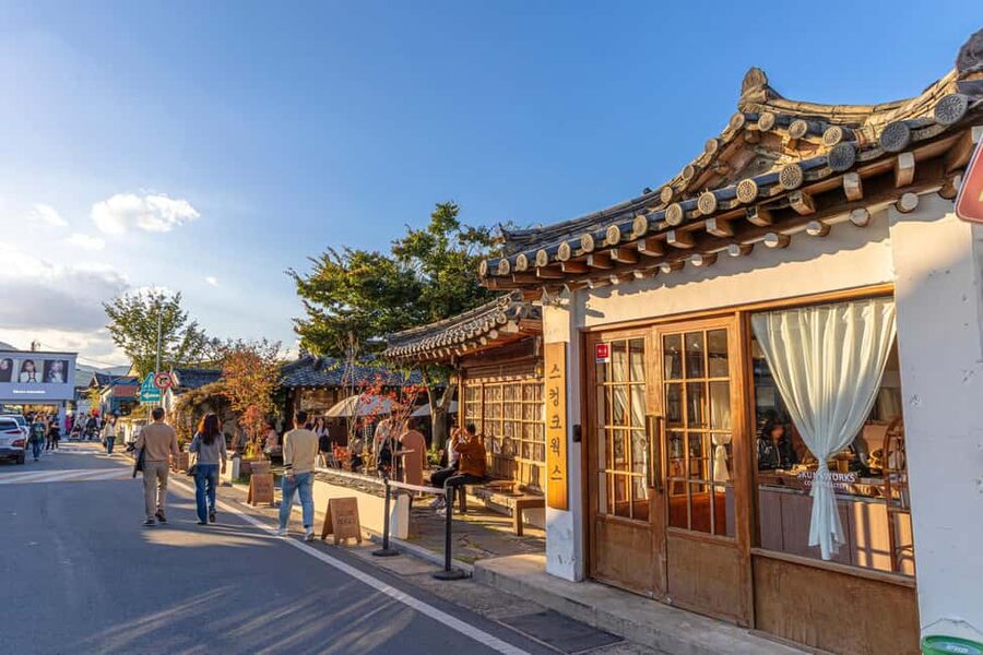 From Busan: Busan & Gyeongju One Day Tour - Woljeonggyo Bridge and Kyochon Village