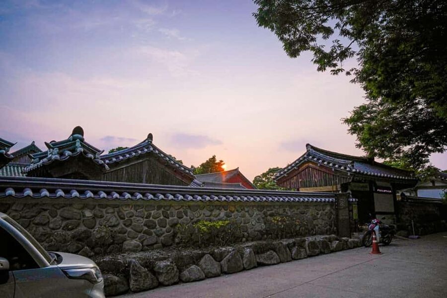 From Busan: Busan & Gyeongju One Day Tour - Returning to the Coast at Cheongsapo