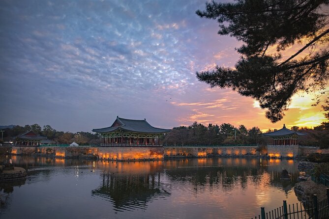From Busan to Gyeongju UNESCO Legacy Tour with National Museum - Royal tombs and the open space of Daereungwon