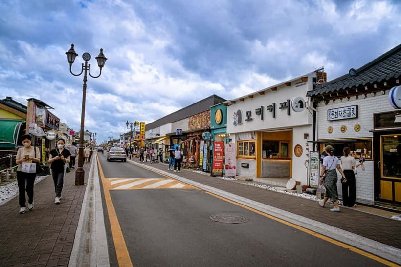 From Daegu: Gyeongju UNESCO Tour 7 Highlights with Bulguksa - Donggung Palace and Wolji Pond close the sightseeing