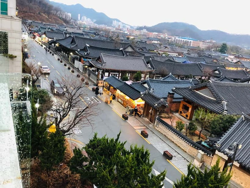 From Seoul: Korea Spring Cherry Blossom Day Tour - Guides, free time, and the human side of the day