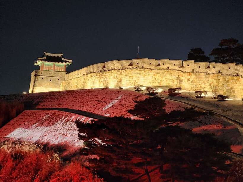 From Seoul: Suwon Hwaseong Fortress Night Tour - Summer Weekend Visits to Haenggung Palace