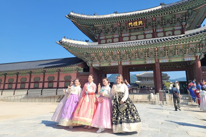 Full-day Customizable Private Seoul Highlight Tour - N Seoul Tower and the 360-degree city view
