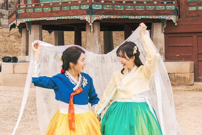 Gyeongbokgung Palace Hanbok Rental Experience in Seoul - Starting at Hanboknam on Sajik-ro