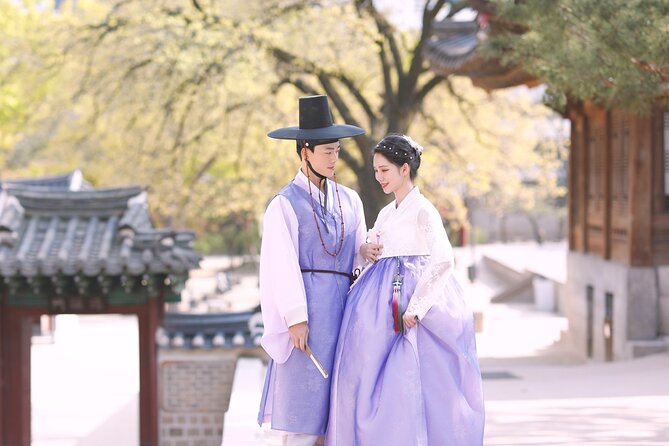 Gyeongbokgung Palace Hanbok Rental Experience in Seoul - Best times and practical ways to improve the visit