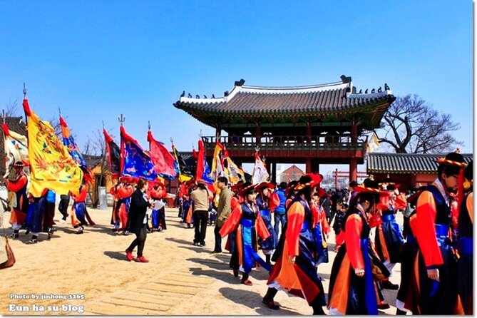 Hwaseong Fortress/Folk Village/Starfield Library Suwon - Who will enjoy this tour most
