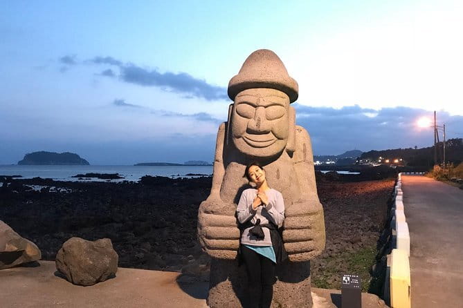 Jeju Customize Private VAN Tour of East or West or South (~8pax) - Jusangjeolli Cliff and Jeju’s volcanic coast
