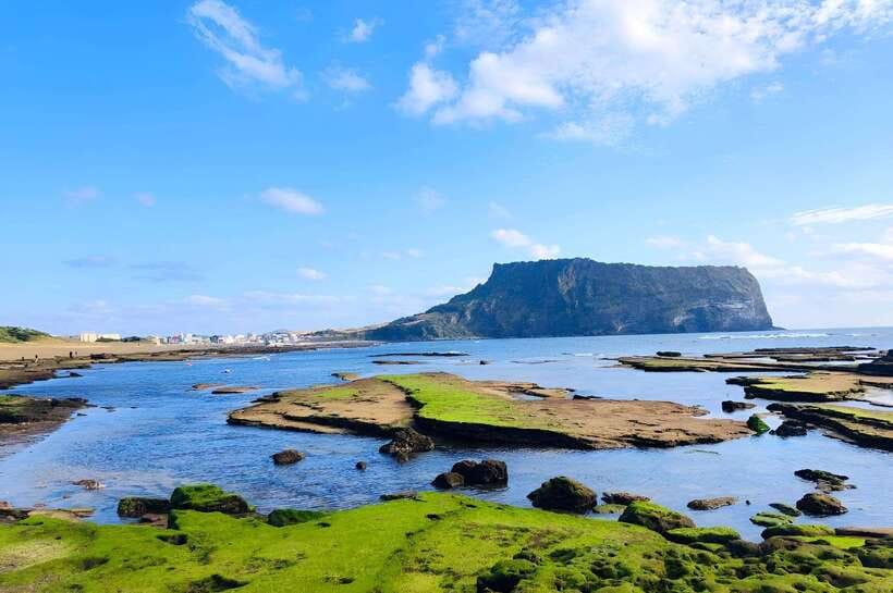Jeju East: K-Drama Filming Spots Tour with Hotel Pickup - Gwaneumsa Temple, a calm opening stop