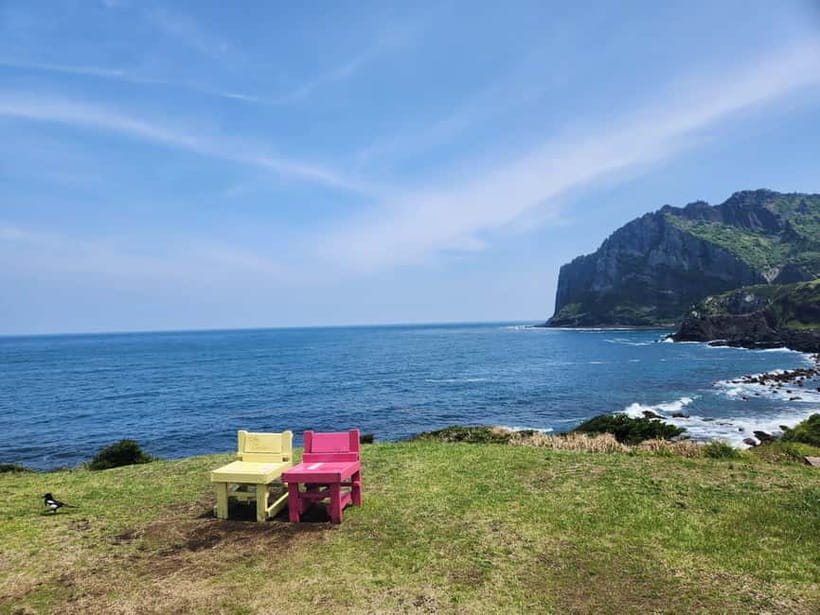 Jeju: Eastern Jeju UNESCO Spots Day Tour - Transport, pickup points, and the luggage question