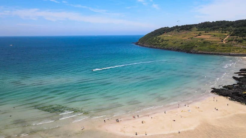 Jeju: Eastern UNESCO and Must-See Spots Tour - Seongsan Ilchulbong: the day’s big view and biggest climb