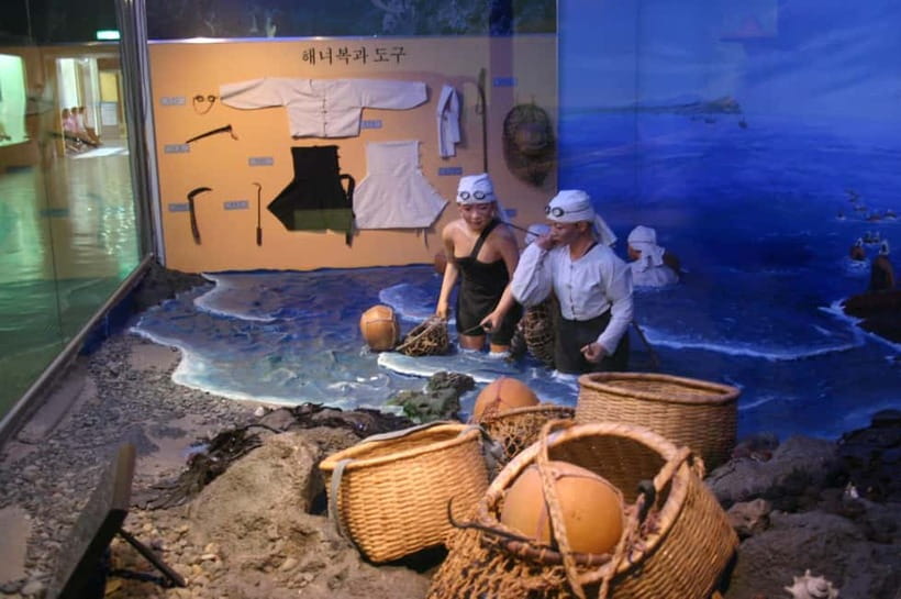 Jeju Highlights Day Trip (East Course) - Seongeup Folk Village and old Jeju life