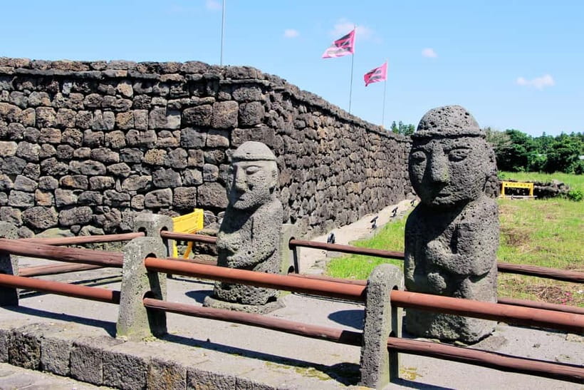Jeju Highlights Day Trip (East Course) - Sunrise Land’s gardens, lava caves, and seasonal color
