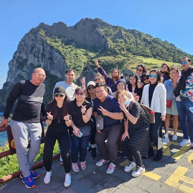Jeju Highlights Day Trip (East Course) - The Haenyeo Museum and women of the sea