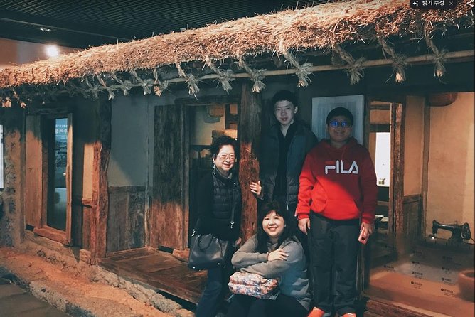 Jeju Island Private Taxi Tour : UNESCO Day Tour - Seongeup Folk Village and Jeju’s stone-built past