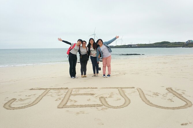 Jeju island Private Tour - UNESCO Day Tour & Haenyeo Performance - Seongsan Ilchulbong, Jeju’s volcanic showpiece