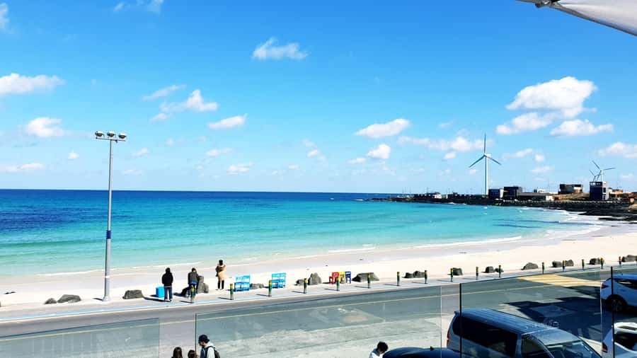 Jeju Premium Small Group UNESCO Day Tour - East - Guides who shape the experience