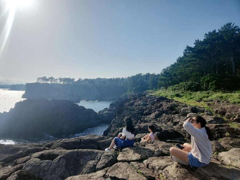 Jeju: Southern Top UNESCO Spots Bus Tour - Key points to know before booking