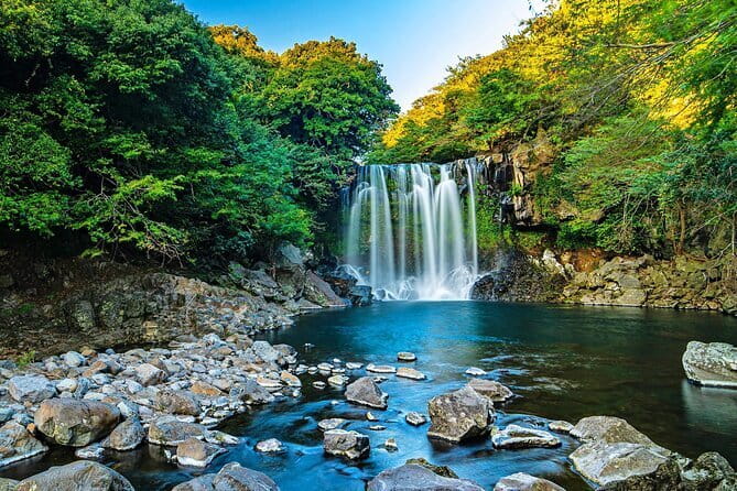 Jeju Southern UNESCO Full Day Tour with Mt.Halla - Jusangjeolli Cliff and Jeju’s volcanic columns