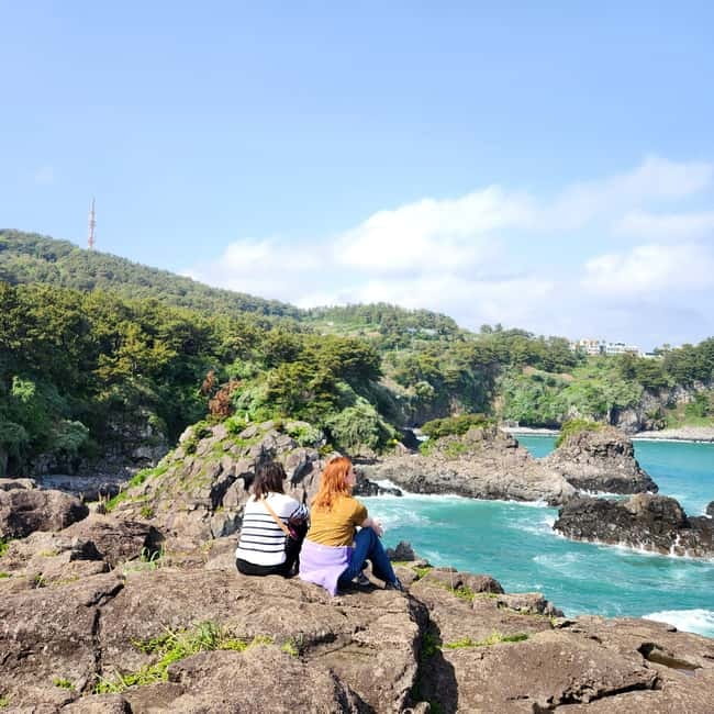 Jeju: Southern UNESCO Geopark Day Tour - Starting the morning at Hallasan’s Eoseungsaengak Trail