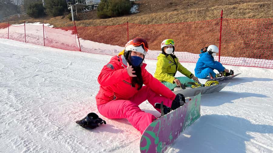 Jisan Forest Resort: Ski Full-Day Tour or Shuttle from Seoul - Arriving at Jisan Forest Resort