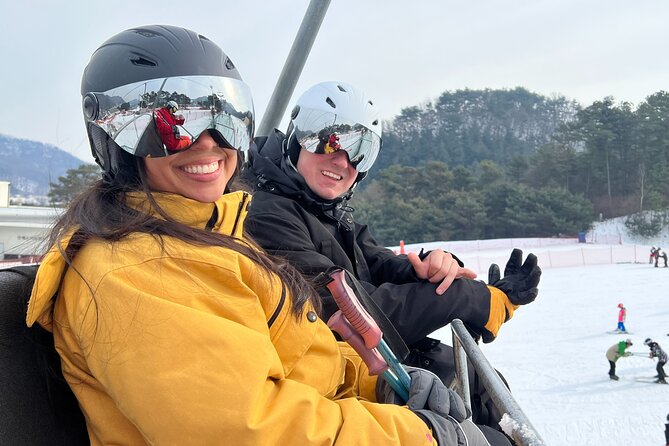 Jisan Ski Resort from Seoul by Shuttle(Opt Winter Skiing Package) - Starting before Seoul wakes up