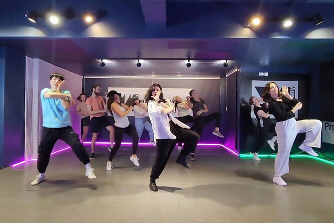 K-pop Dance Class in Seoul (Incl. video shooting & editing) - Group class or private session?