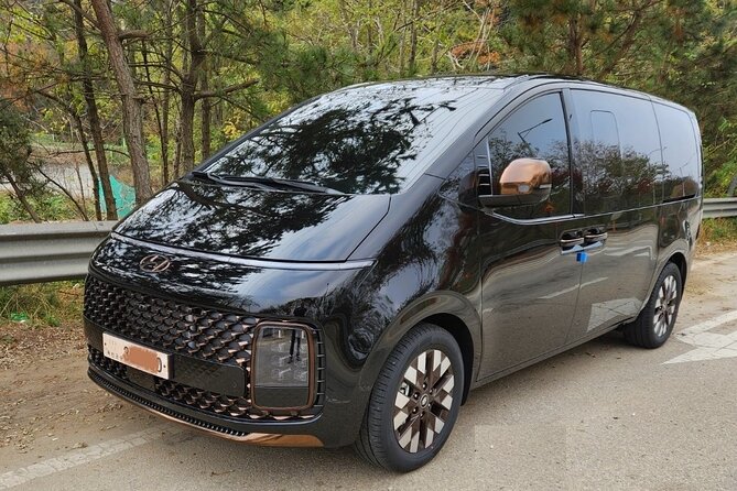 Private Airport Transfer <em> Incheon Airport <-> Seoul (1-5 people) – Key points at a glance’ /></p>
<ul>
<li><strong>Gate-side arrival meeting:</strong> Your driver checks your flight and waits outside the arrival gate with a name board.</li>
<li><strong>Door-to-door Seoul service:</strong> Go directly from Incheon Airport to your hotel, or from your hotel lobby back to the airport.</li>
<li><strong>Useful for groups of two to five:</strong> The $95.95 rate is charged per vehicle, not per person.</li>
<li><strong>Five-bag limit:</strong> Standard bags must be no larger than 66 by 43 by 29 centimeters, and a large bag counts as two.</li>
<li><strong>Four-hour departure plan:</strong> Hotel pickup for the airport leg is scheduled four hours before your flight.</li>
<li><strong>Child seat costs extra:</strong> A seat for a child age 0 to 2 costs 20,000 Korean won, paid directly to the driver, and may not be available at busy times.</li>
</ul>
<h2>Why a private ride can make sense from Incheon</h2>
<p><img width="669" height="446" decoding="async" src=