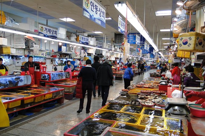 Private Busan tour with gamcheon culture village and the temple (Customizable) - What $274 per person really buys