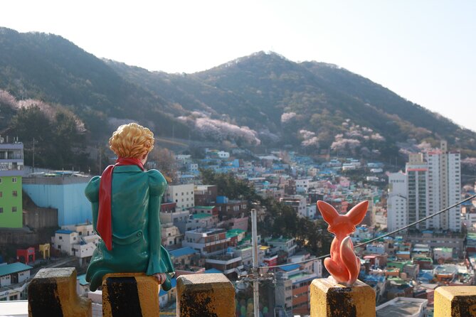 Private Busan tour with gamcheon culture village and the temple (Customizable) - Jagalchi Market and the working harbor