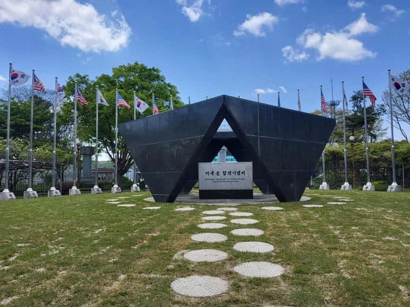Private DMZ SPY Tour from Incheon Airport - Odusan and the farming village across the river