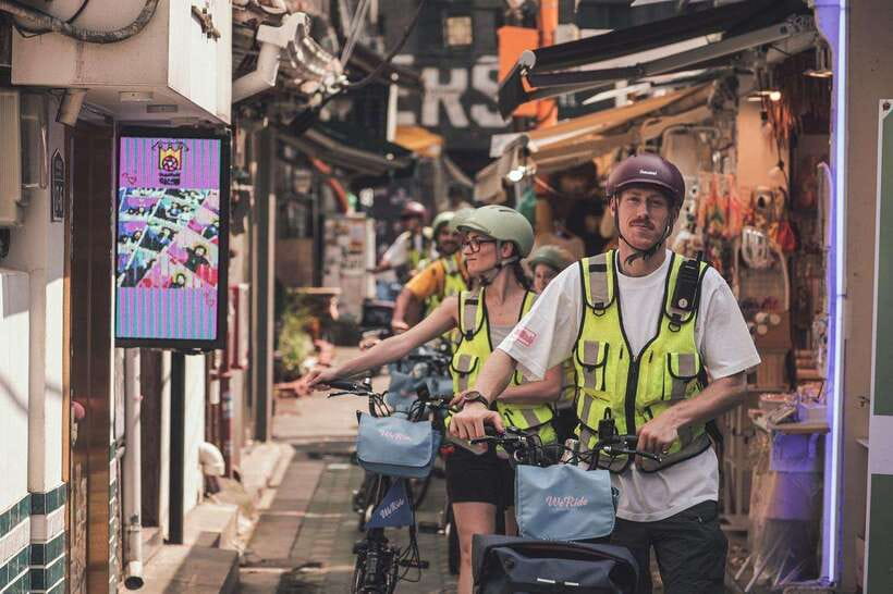 Seoul: Afternoon Ebike tour and "Happy Hour" food and drinks - Starting between Jonggak and Gwanghwamun