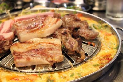 Anthony Bourdain-Inspired BBQ and Pub Experience