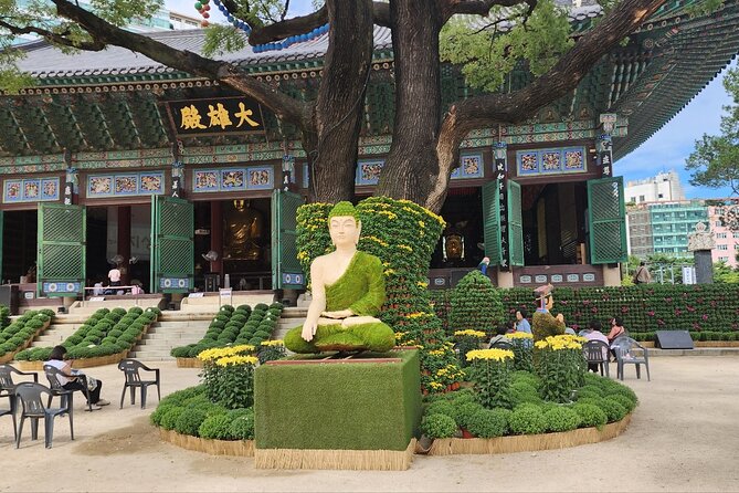 Seoul City Full Day Tour - Changdeok Palace (wearing Hanbok) - Guides, Drivers, and the Pace of the Day