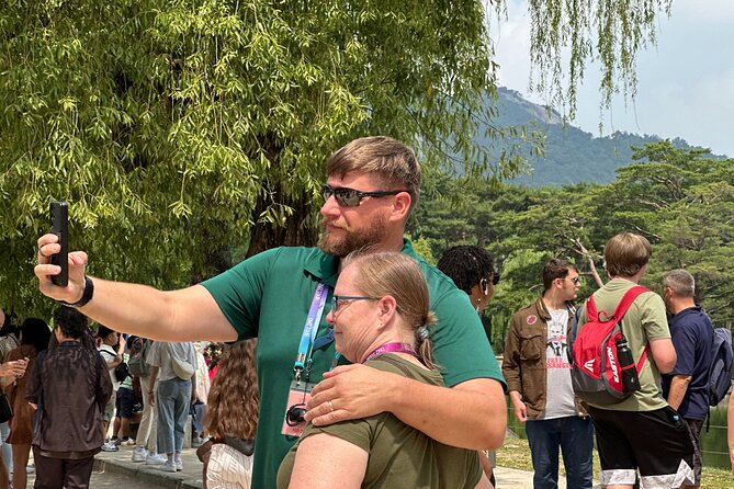 Seoul City Half Day Tour-Gyeongbok Palace Guard Changing Ceremony - The ginseng stop is the main caution
