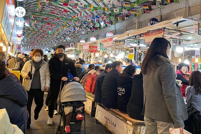Seoul Fun Food Tour: 12 different food tastings - Who should book this tour?