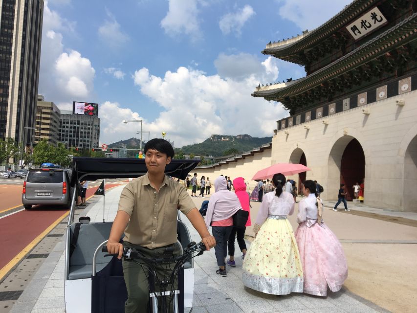 Seoul: Guided Small Group V.I.P Morning Pedicab Tour - Tongin Traditional Market adds a taste of daily life