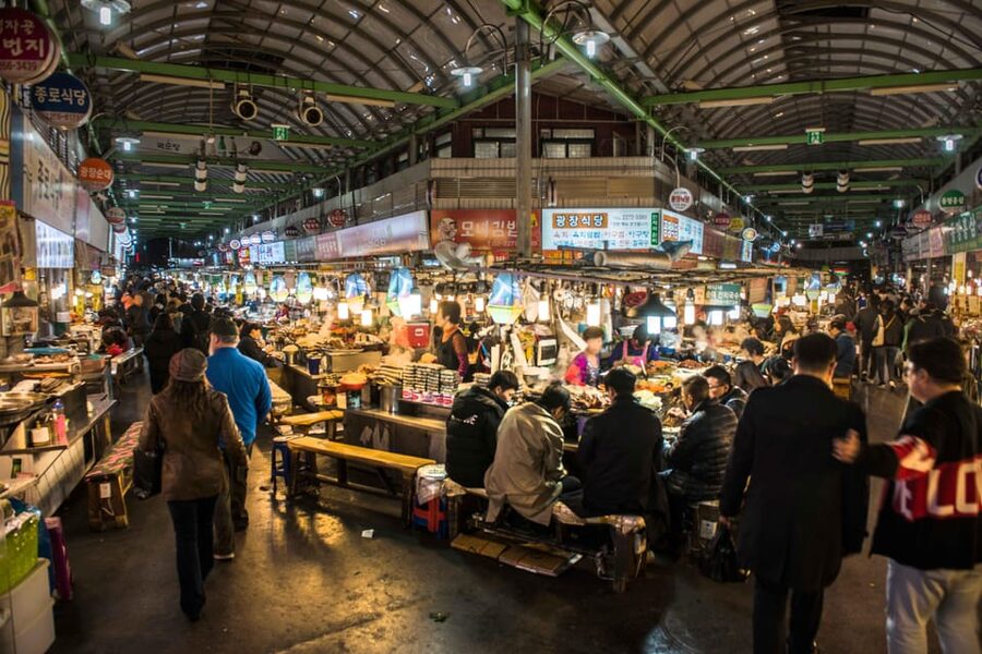 Seoul Gwangjang Market Foody Walking Tour - Food tasting, personal spending, and the $40 price