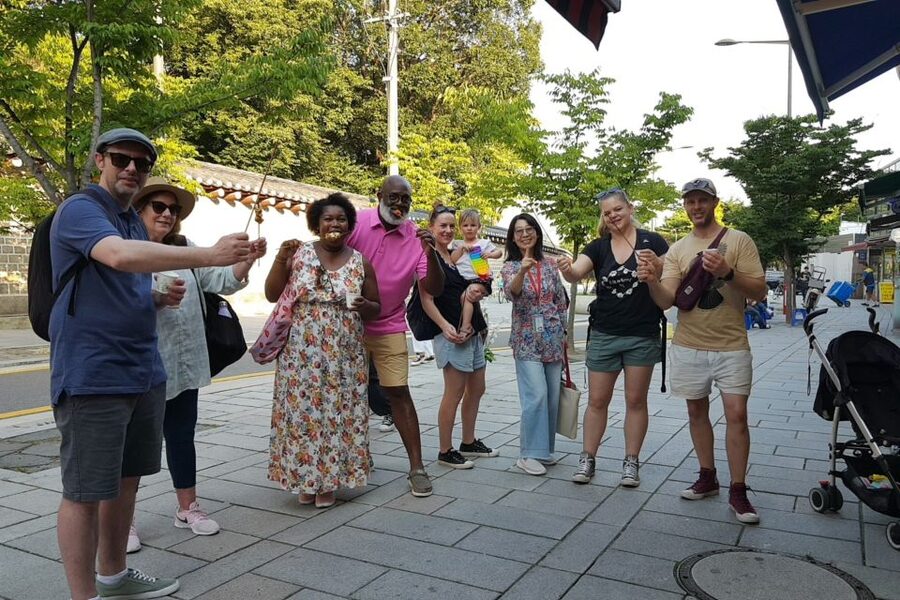 Seoul: Gwangjang Market Netflix Food Tour - Key points at a glance